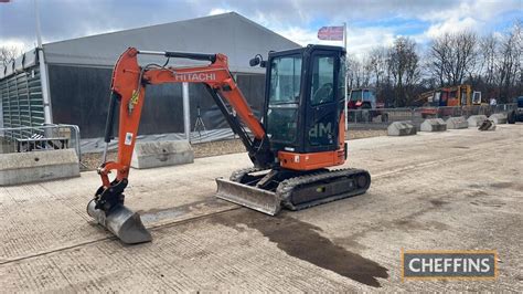 hitachi zaxis 26u